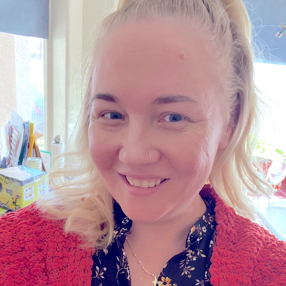 Meet your Posher, Pamela